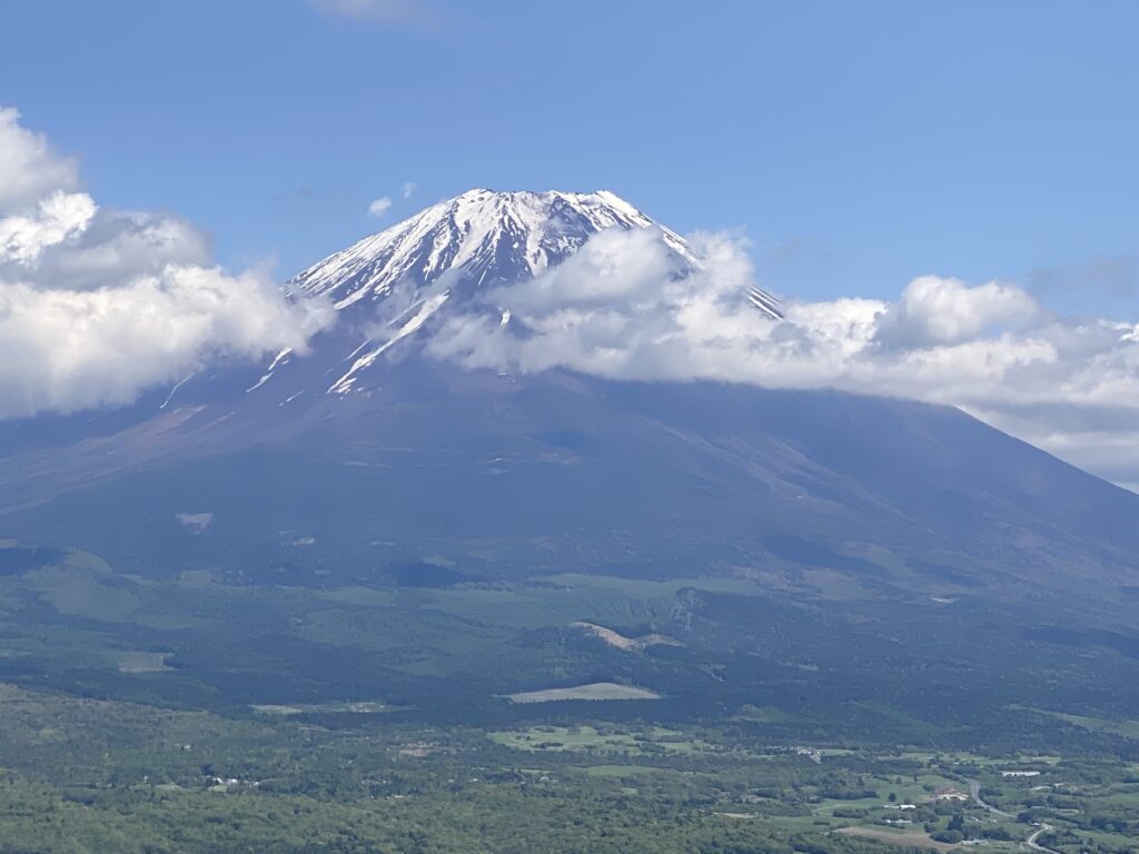 竜ヶ岳からの富士山のアップ