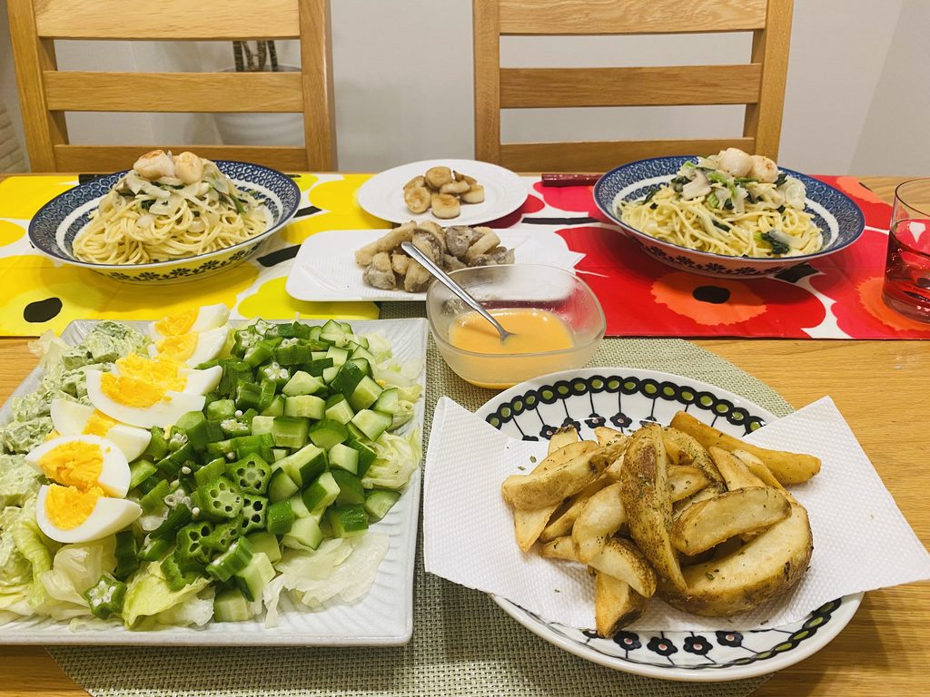 空知舎「帆立醤油」を使ったアレンジ料理の夕飯の様子