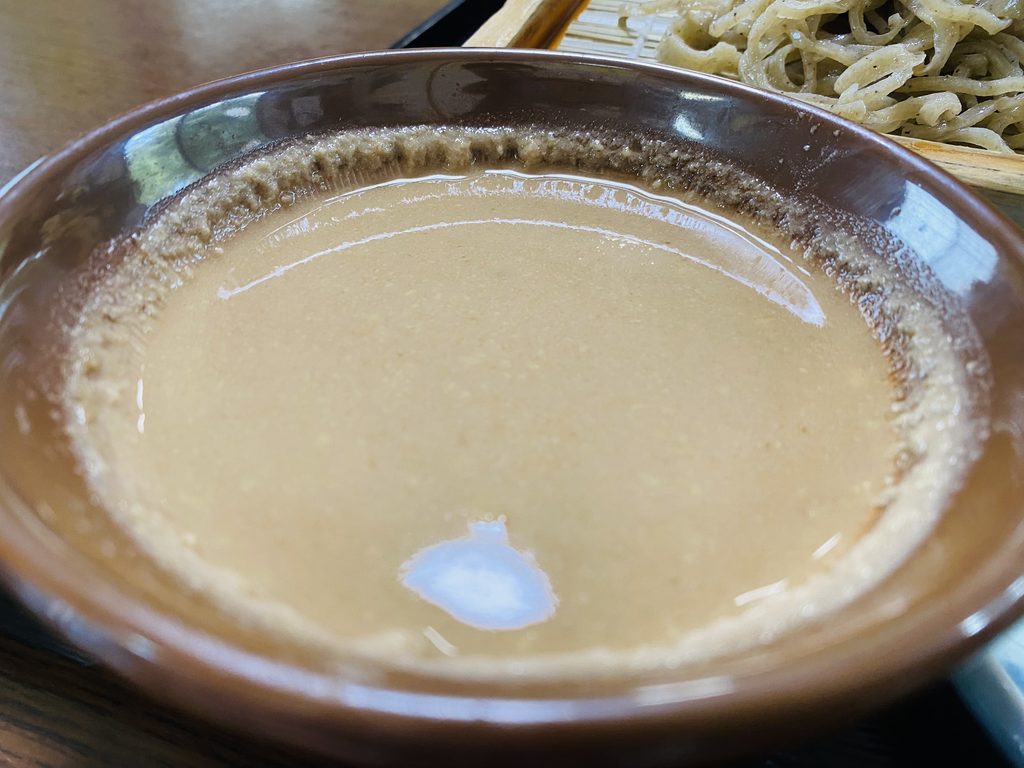 秩父のくるみ蕎麦の名店「そば福」さんのくるみつゆ