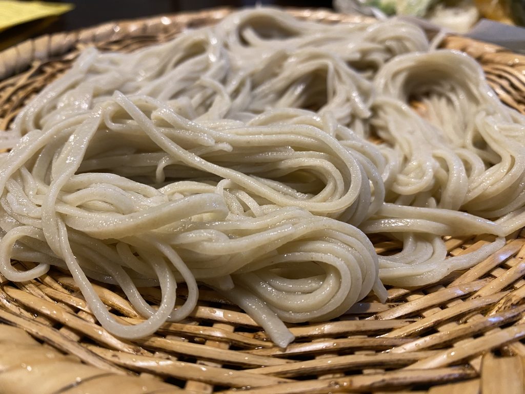 うずら屋さんの「ざるそば」アップ